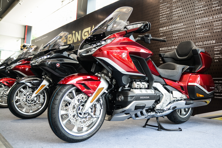So sánh Honda Gold Wing 2021 giá hơn 1,2 tỷ đồng với phiên bản cũ - 12
