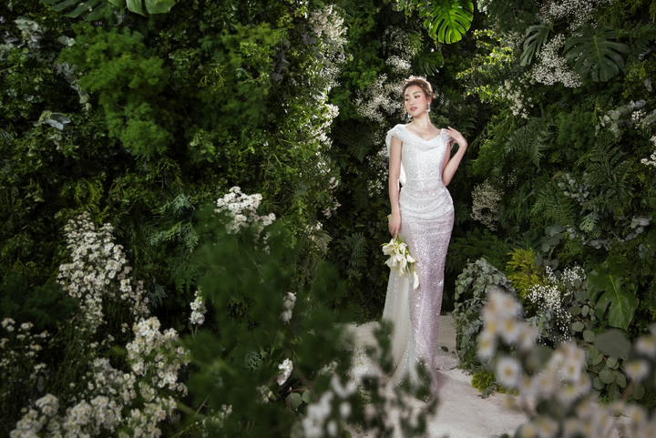 Ngắm Hoa hậu Đỗ Mỹ Linh đẹp hút hồn trong bộ váy cô dâu - 8