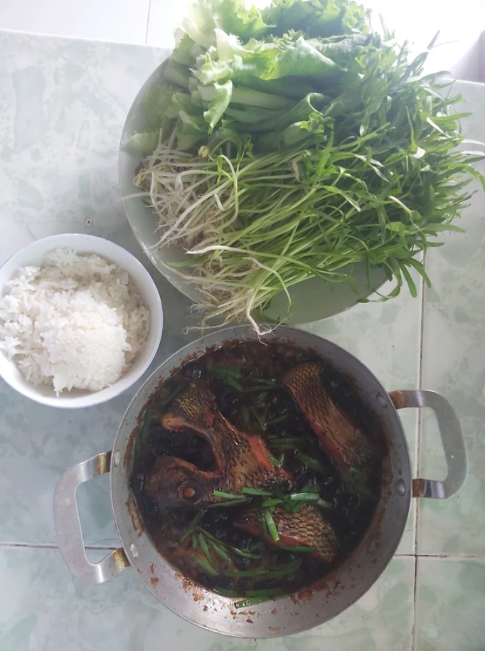 Cá kho ‘trân châu đường đen’ khiến hội trà sữa khóc thét, ai tinh ý thì bật cười - 3
