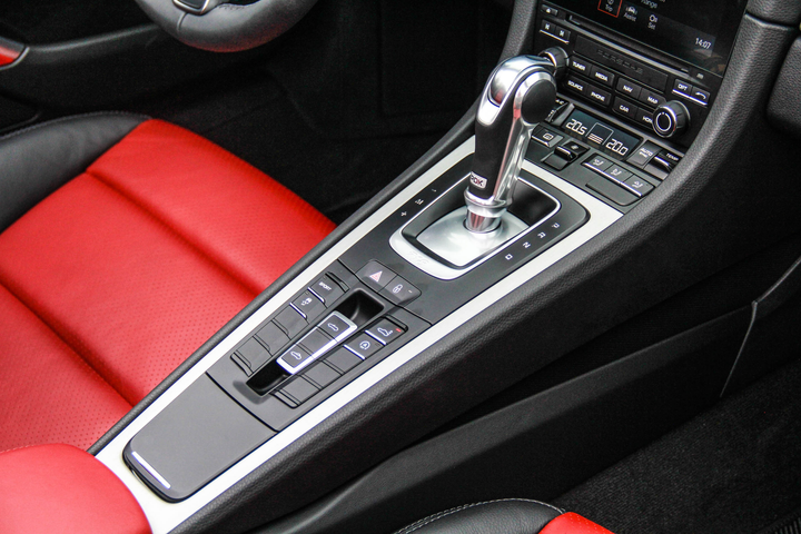 xe mui trần ảnh 11 Những dòng xe mui trần đáng chú ý tại Việt Nam - 11