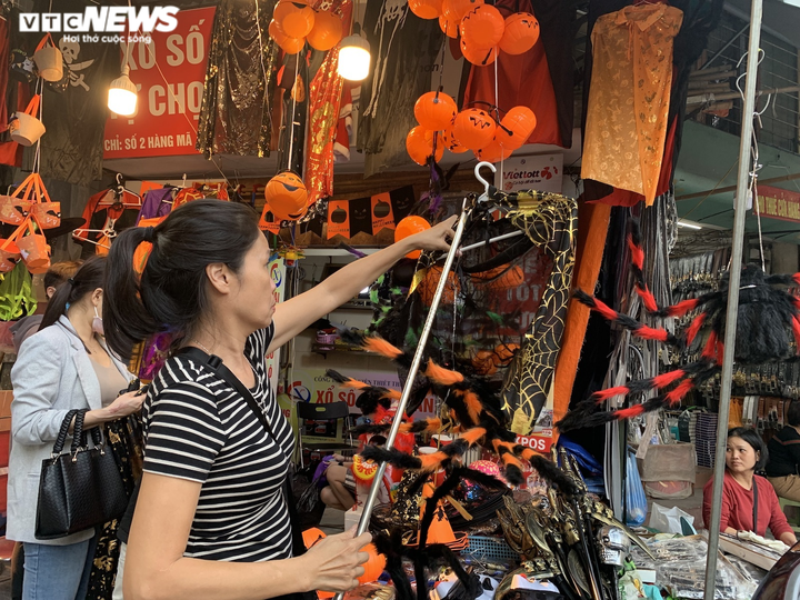 Đồ chơi Halloween ế khách - 5