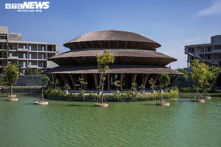 Nhà bọc gốm Bát Tràng đoạt giải thưởng kiến trúc quốc tế - 1