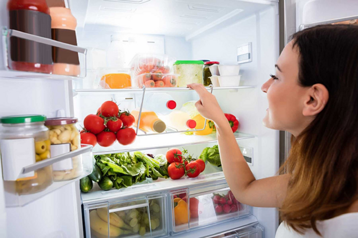 Vì sao ngăn mát tủ lạnh có đèn, ngăn đá thì không? - 1