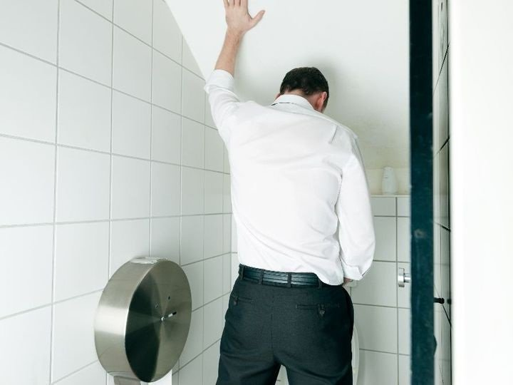 Ung thư tuyến tiền liệt: Các dấu hiệu cảnh báo sớm nhất bạn cần gặp bác sĩ ngay - 2