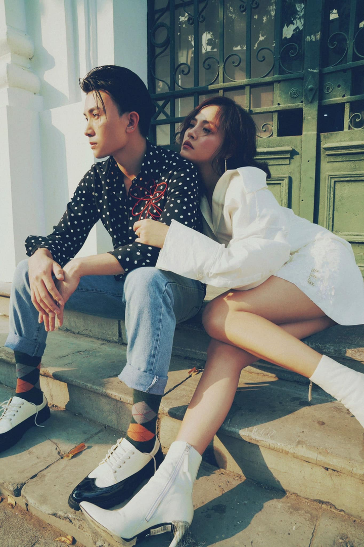 'Hương vị tình thân' vừa kết thúc, Thu Quỳnh tung ảnh cực tình tứ bên bạn diễn - 3