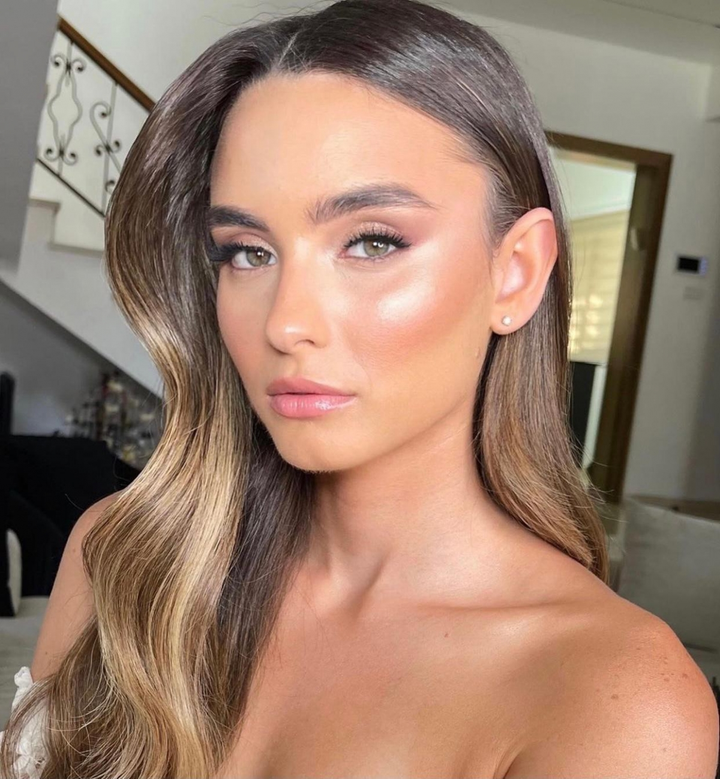 Vẻ kiều diễm của nữ bác sĩ đăng quang Hoa hậu Israel 2021 - 7