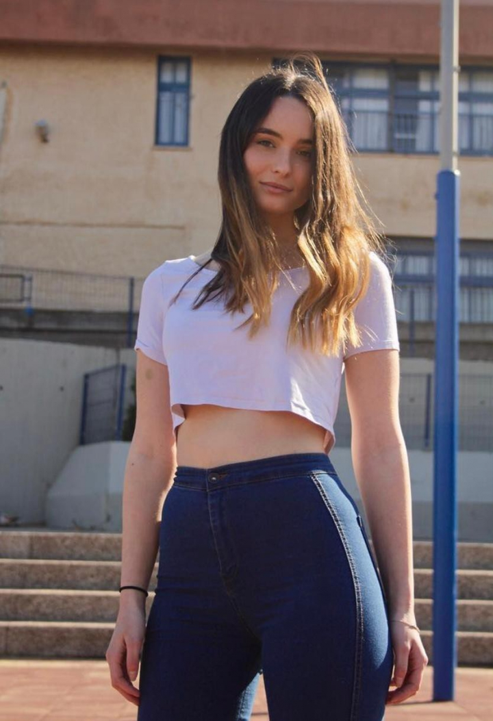 Vẻ kiều diễm của nữ bác sĩ đăng quang Hoa hậu Israel 2021 - 6