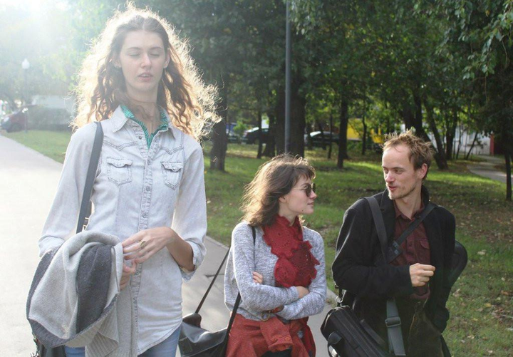 Sở hữu chiếc cổ dài 18cm như photoshop, cô gái nhận mưa lời khen về nhan sắc - 3