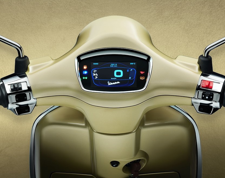 xe tay ga ảnh 16 Giá lăn bánh các mẫu xe tay ga bản đặc biệt mới ra mắt ở Việt Nam - 16