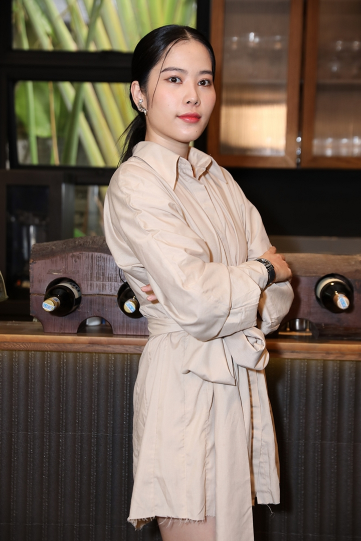 Hoa khôi Nam Em: 'Tôi không muốn lấy chồng, chỉ quen cho vui' - 1