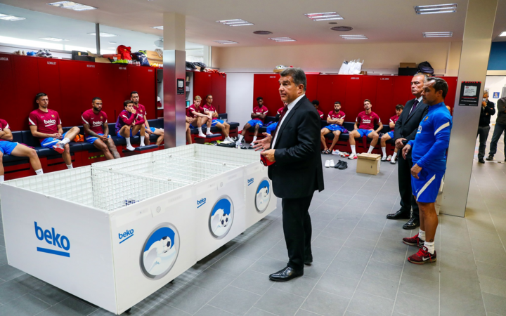Dàn sao Barca đón huấn luyện viên tạm quyền - 4