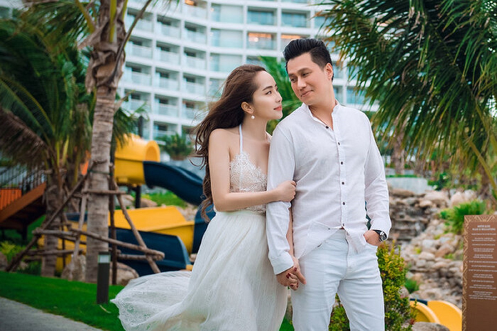 Những cặp đôi đang vướng tin đồn 'phim giả tình thật' - 10