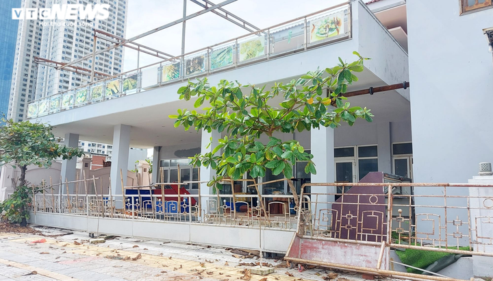 Ảnh: Phố Tây xác xơ, tiêu điều trước thời điểm Đà Nẵng đón du khách quốc tế - 7