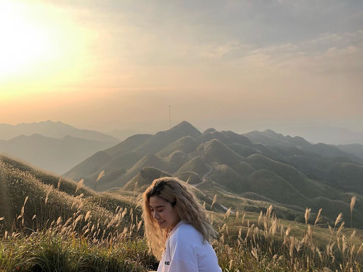 Vi vu miền biên viễn cuối thu, ngắm cỏ lau mọc trắng đồi đẹp như tranh vẽ - 6