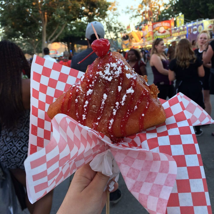 Bạn có dám bỏ hơn 200.000 đồng để mua 1 miếng dưa hấu chiên giòn kì quặc không? - 3