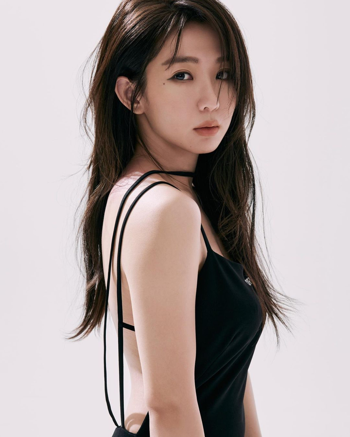 Trung Quốc triệt phá đường dây phim khiêu dâm ảnh 4 100 nữ nghệ sĩ Trung Quốc bị ghép hình vào phim khiêu dâm - 4