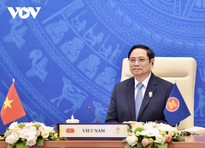 Ảnh: Nhìn lại chuỗi hoạt động của Thủ tướng Việt Nam tại Hội nghị cấp cao ASEAN - 21