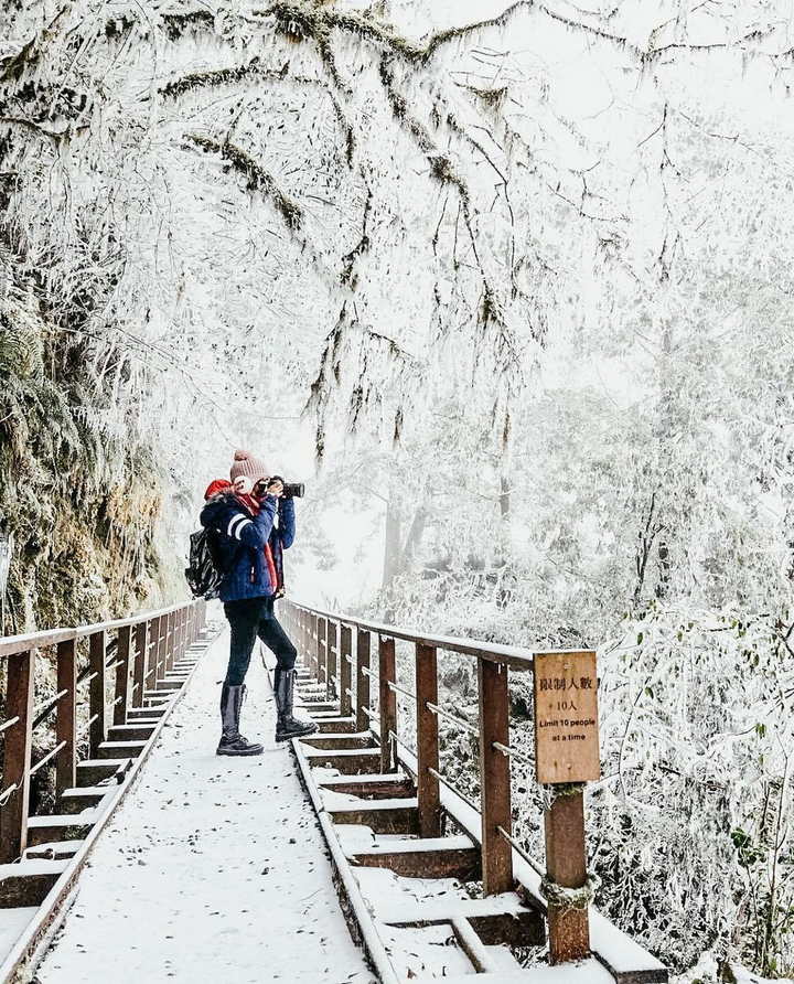 Điểm ‘sống ảo’ ở Đài Loan dành cho hội mê tuyết, phủ sắc trắng tựa tiên cảnh - 9