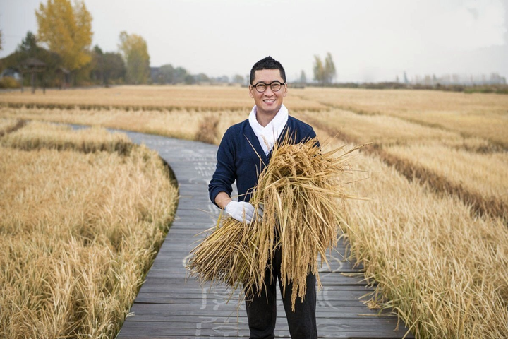 'Nhĩ Khang' Châu Kiệt bỏ showbiz về làm nông dân, giờ là đại gia nghìn tỷ - 4