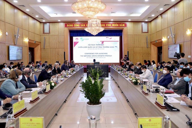 Tăng trưởng xanh, cơ cấu lại nền kinh tế - 1