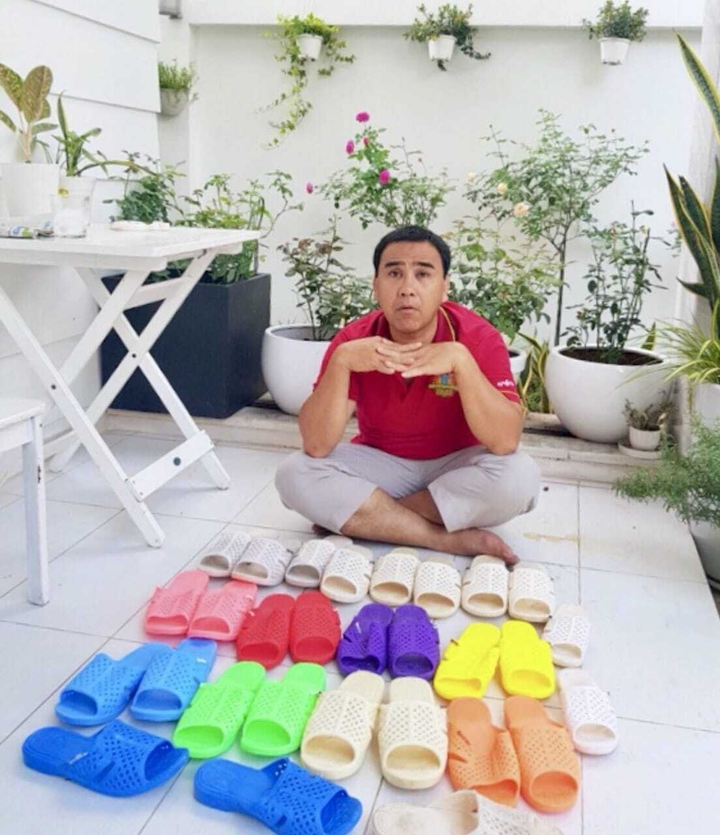 Sao Việt giàu sụ vẫn nghiện dép tổ ong: Có người còn dùng để chụp ảnh cưới - 3