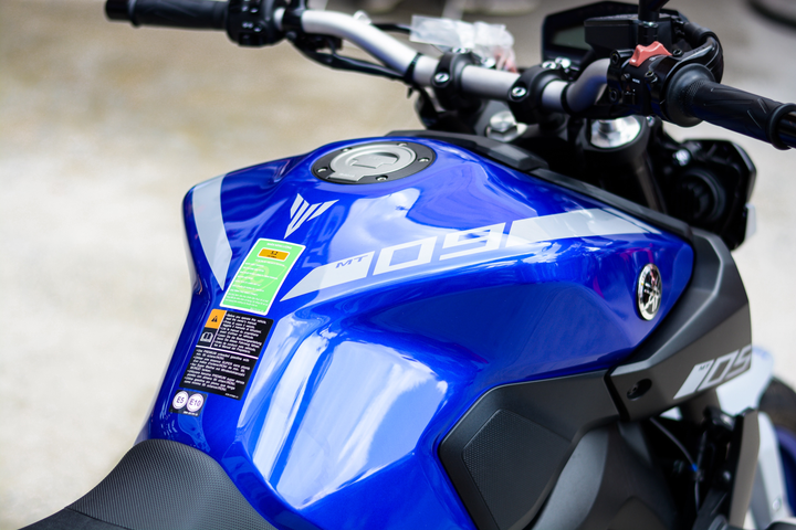 Chi tiết Yamaha MT-09 giá 329 triệu đồng, nhập khẩu từ Nhật Bản - 8