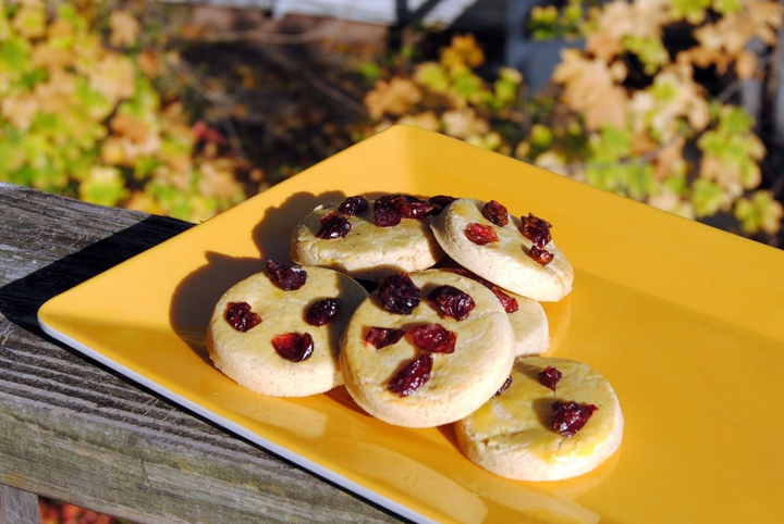 'Đu trend' Halloween nhưng bạn đã biết 5 loại bánh phải có trong lễ hóa trang? - 1