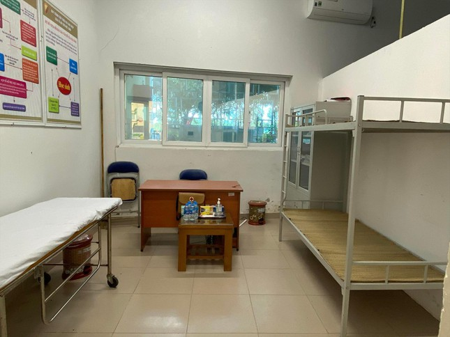 Nhiều phụ huynh Hà Nội đồng ý cho con tiêm vaccine COVID-19 - 1