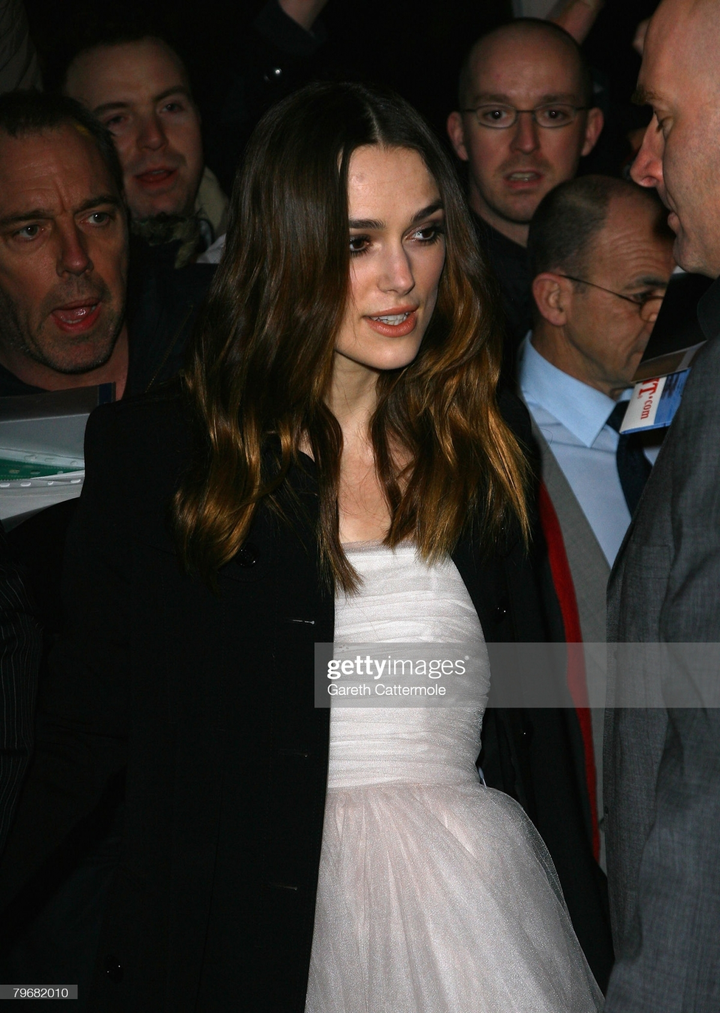 'Soi' những lần mặc lại đồ cũ cực 'chất' của các biểu tượng thời trang - 2