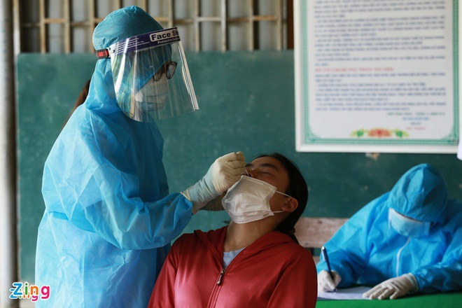 Nhiều địa phương thay đổi kế hoạch đến trường - 1