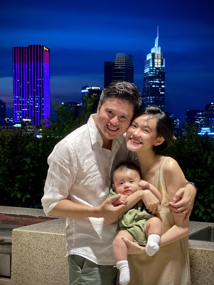 MC Khánh Vân hạnh phúc với chồng nhạc trưởng sau khi rời VTV - 2