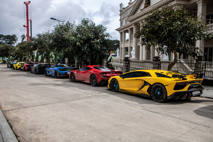 siêu xe tại Đà Lạt ảnh 16 McLaren 765LT và loạt siêu xe ấn tượng tại Đà Lạt - 16