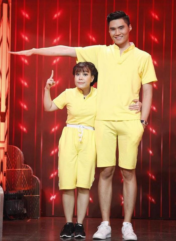 Nhận tiền gameshow, nhiều nghệ sĩ hăng say xỉa xói, chê bai ngoại hình nhau - 1