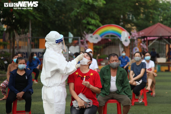 Bắc Giang xét nghiệm nhân viên cơ sở kinh doanh karaoke, massage, quán bia - 1