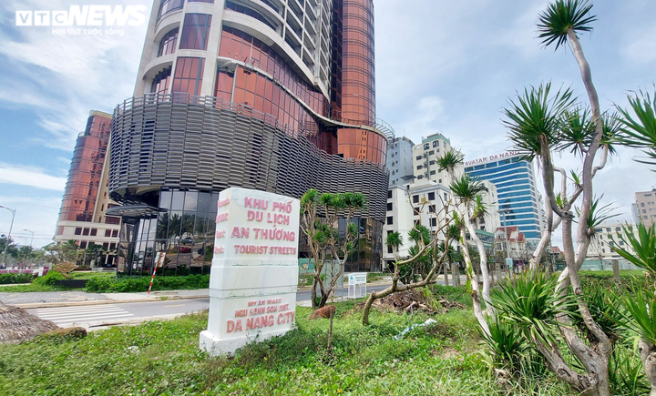 Ảnh: Thành phố mở cửa đón khách quốc tế, nhiều khách sạn Đà Nẵng vẫn đóng - 5