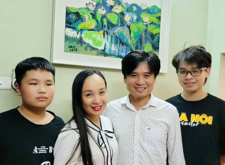 Hôn nhân 17 năm ngọt ngào như ngày đầu của Tấn Minh - Thu Huyền - 2