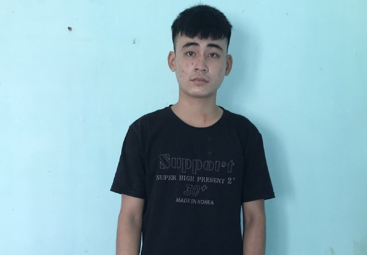 Quảng Nam: 'Ma men' chửi bới cha mẹ, rượt chém công an - 1