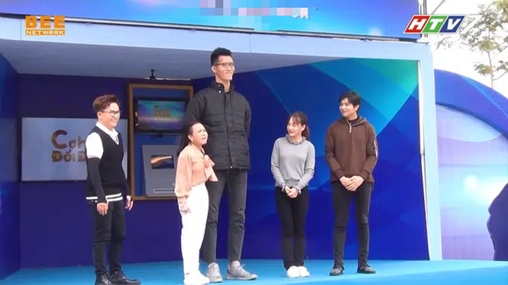 'Nghệ sĩ thiếu tài mới pha trò bằng cách châm chọc ngoại hình đồng nghiệp' - 3