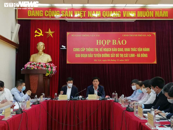 Sáng 6/11, tàu Cát Linh - Hà Đông sẽ chở những hành khách đầu tiên - 1