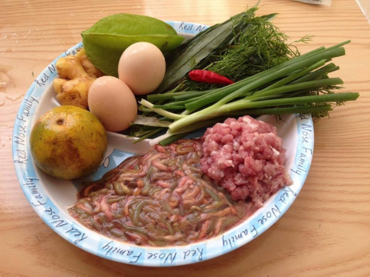 Lạ miệng món rươi kho niêu đất ở Hải Dương, phải đợi 5 tiếng đồng hồ mới được ăn - 4