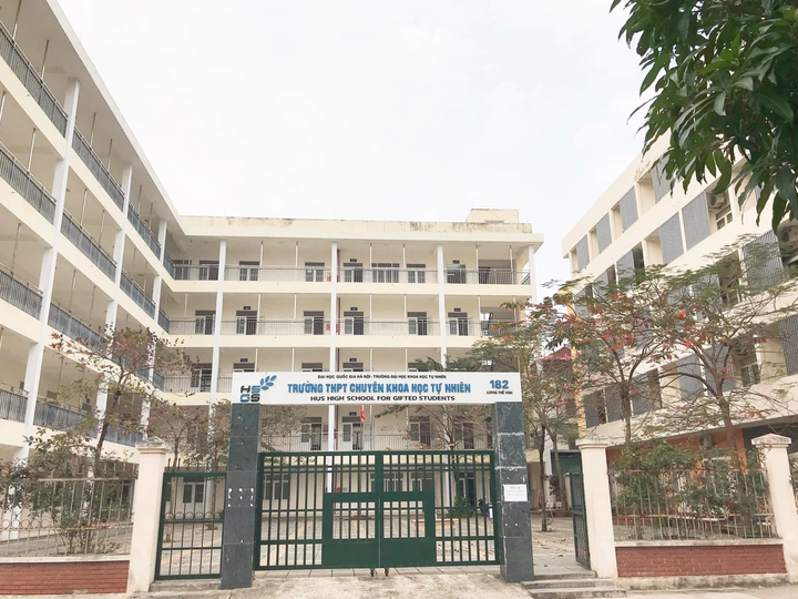 Ngôi trường của 4 chàng trai vào chung kết Olympia năm 2021 - 5