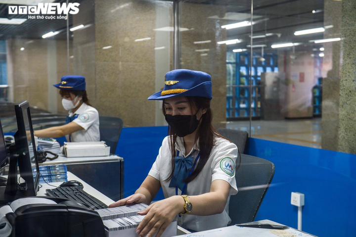 Sáng nay tàu Cát Linh - Hà Đông lăn bánh sau 10 năm xây dựng - 8