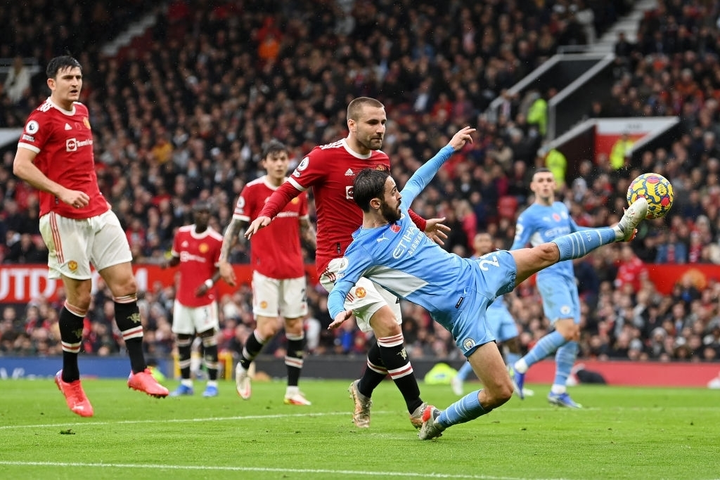 Trực tiếp bóng đá Man Utd vs Man City vòng 11 Ngoại Hạng Anh - 2