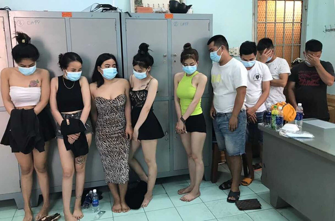 Đồng Nai: Chơi ma túy tập thể với người nhiễm SARS-CoV-2 - 1
