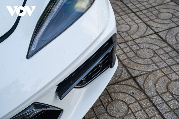 Chevrolet Corvette thế hệ mới tái xuất với cửa xe độ độc đáo - 11