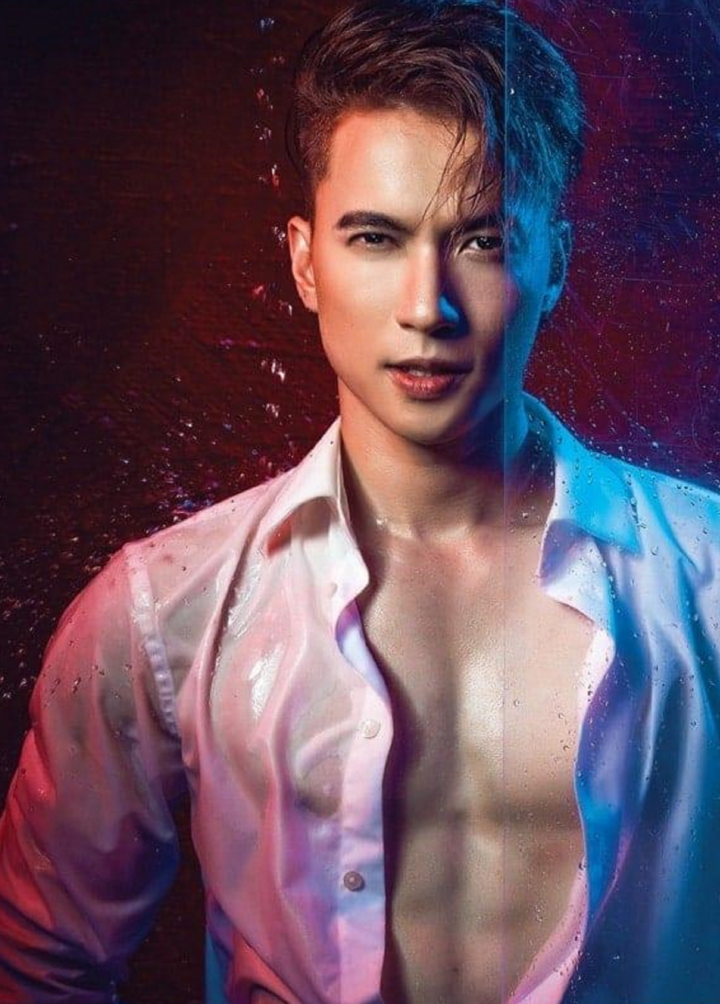 Nghệ sĩ nào 'chịu khó' đổi nghệ danh nhất showbiz Việt? - 11