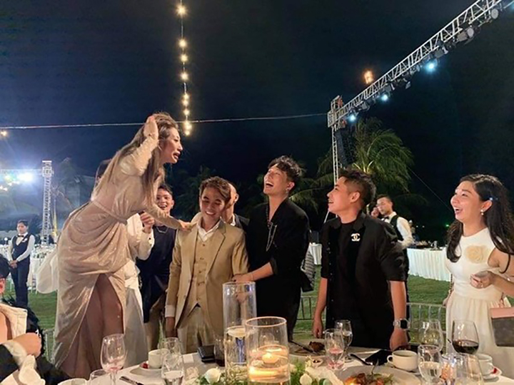 Khoảnh khắc khó đỡ trong siêu đám cưới của Đông Nhi: 2 năm rồi xem lại vẫn hài - 7