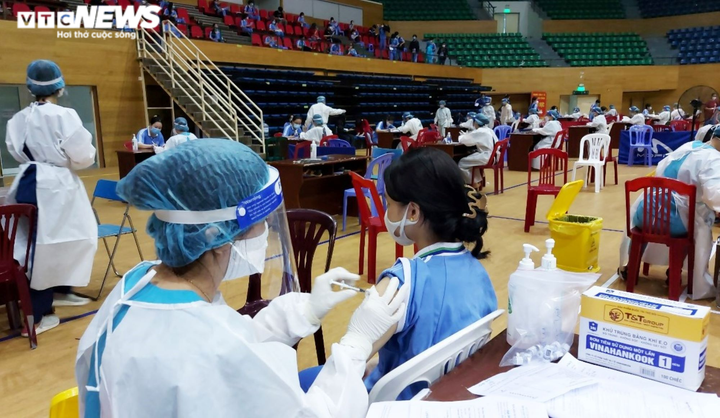 Ghi nhận nhiều ca mắc COVID-19, Đà Nẵng sẽ dạy học trực tiếp thế nào? - 1