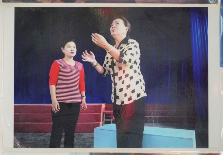 Căn phòng kỷ vật vô giá của vợ chồng nghệ sĩ cải lương - 8