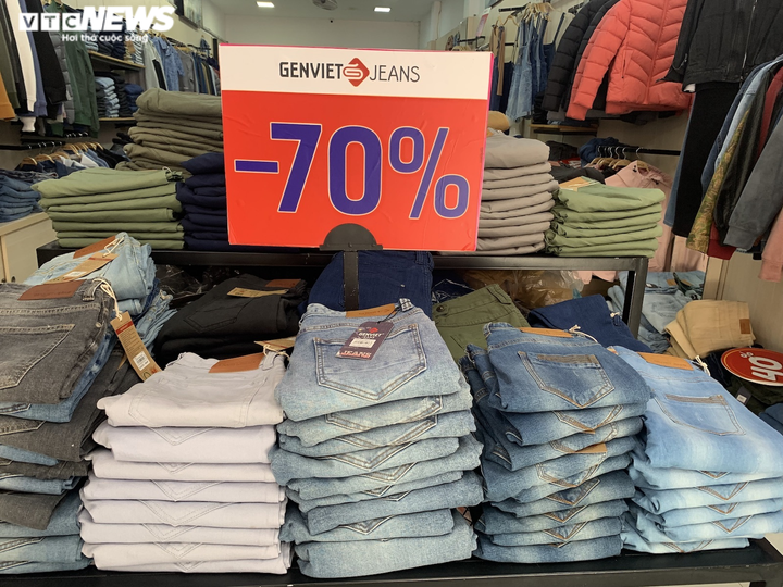 Tràn ngập khuyến mãi ngày độc thân 11/11, khách vẫn dửng dưng - 8